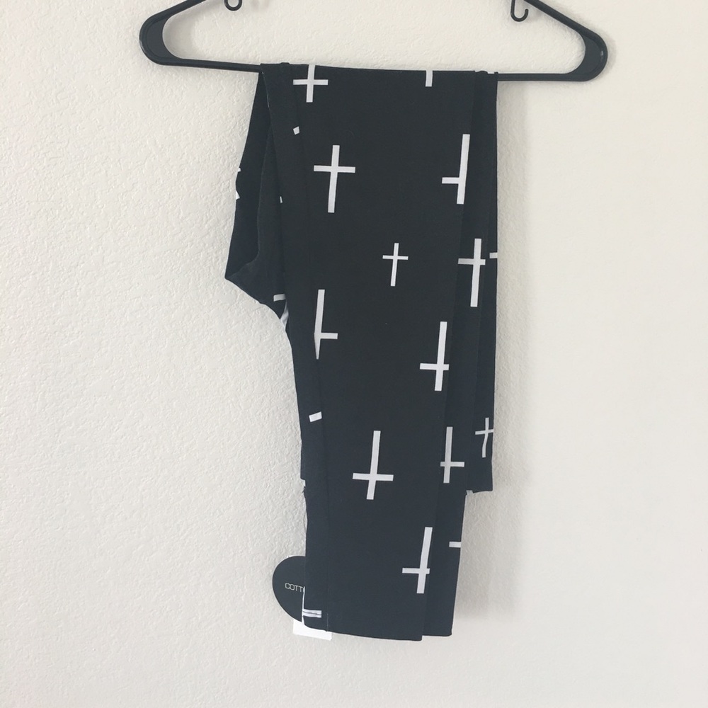 Brand new Cross design leggings from Cotton On